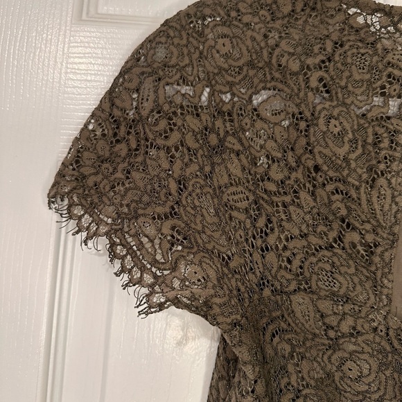 Banana Republic Army Green Lace Dress with Fringe Hem & Sleeves - Picture 4 of 5